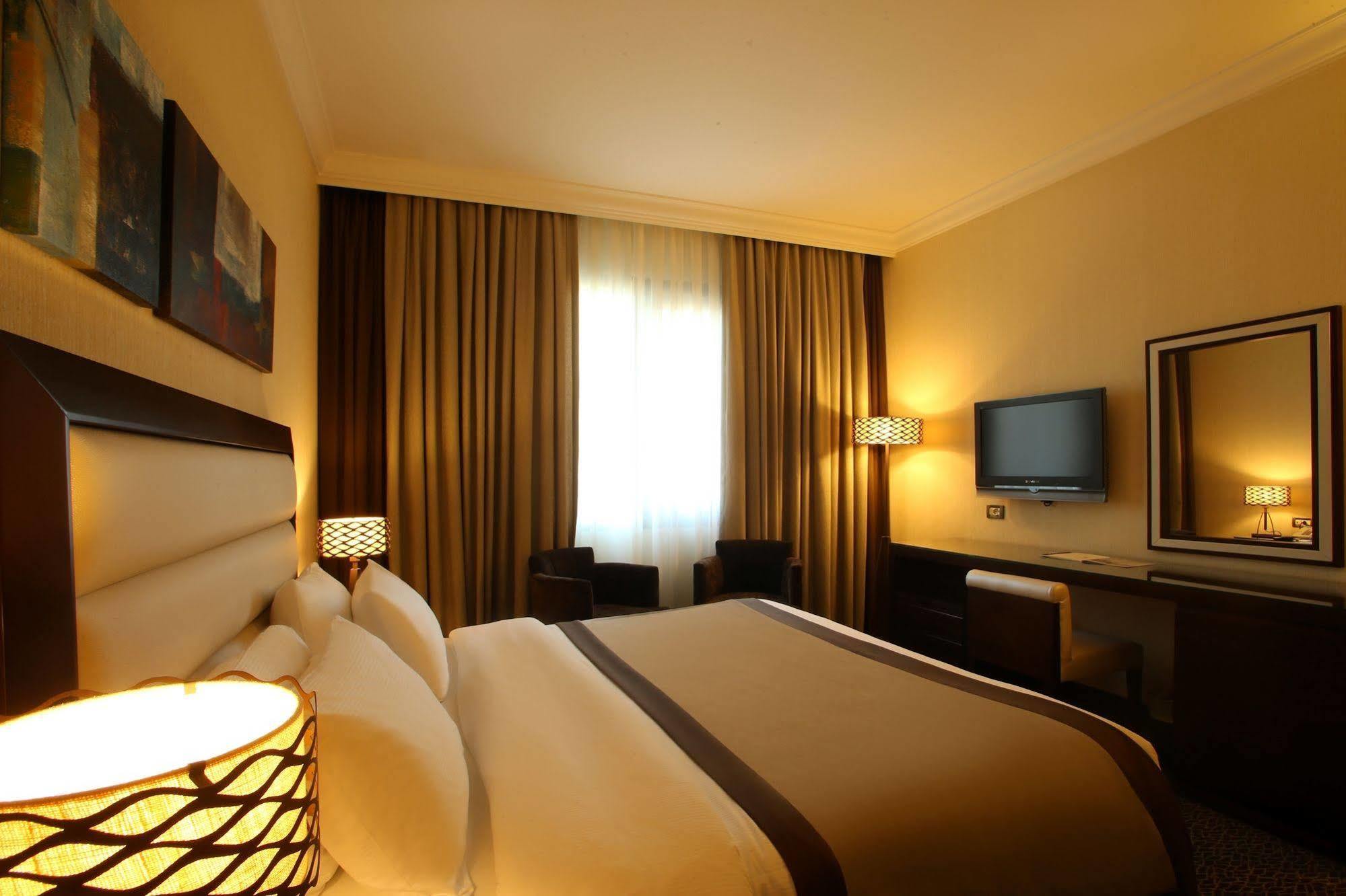 Hotel Lancaster Raouche Beirute