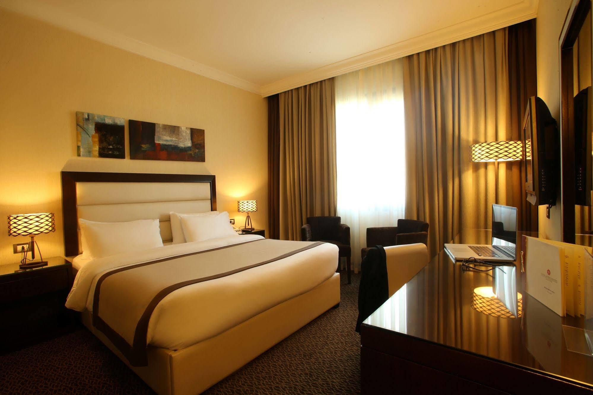 Hotel Lancaster Raouche Beirut