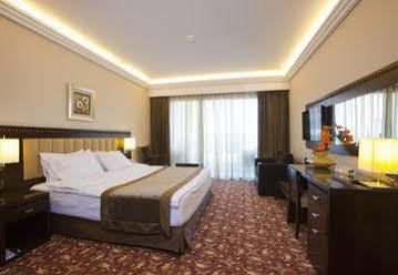 Hotel Lancaster Raouche Beirute