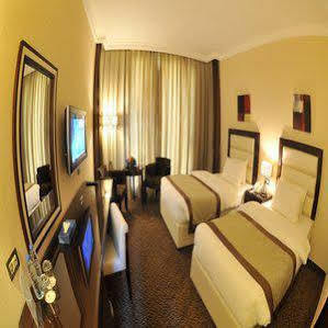 Lancaster Raouche 4* Beirute