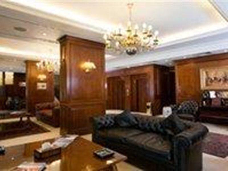 Lancaster Raouche 4*