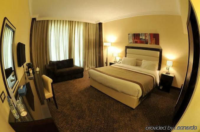 Hotel Lancaster Raouche 4*