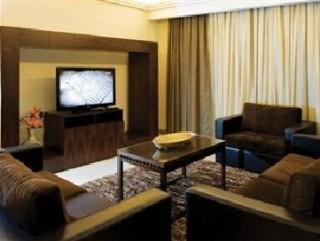 Lancaster Raouche Hotel 4*